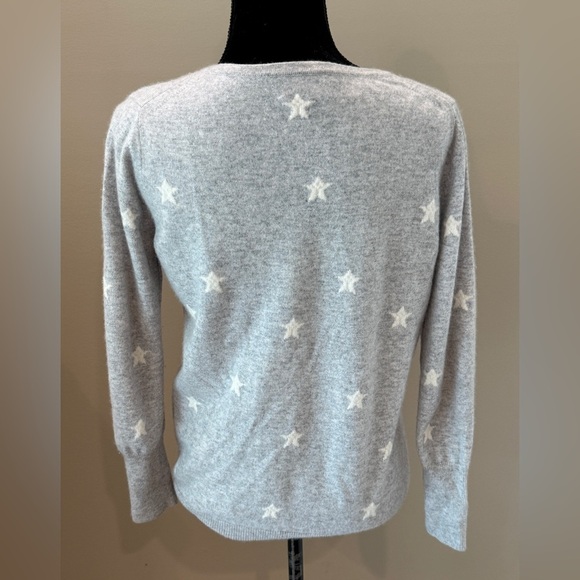 Women’s PURE COLLECTION Grey/White Stars Vneck 100% Cashmere sweater. Size 4 - Picture 3 of 5